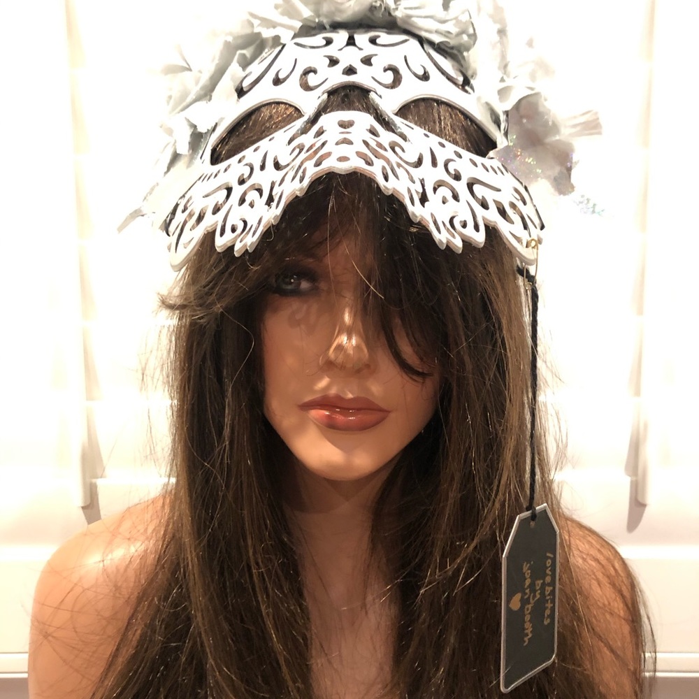 Mask - Picture 3 of 8